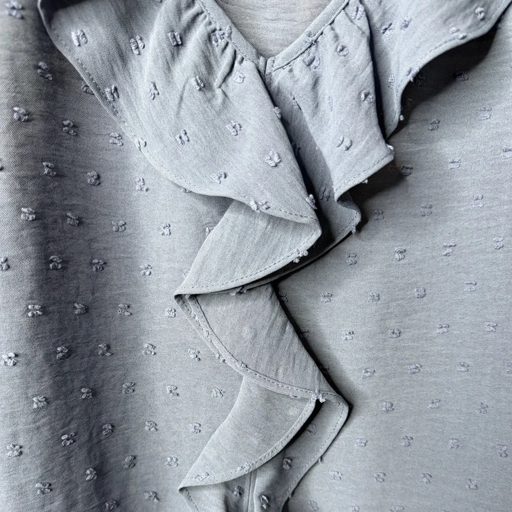 LC Lauren Conrad Swiss Dot Ruffle Sleeveless Top Size XL - Picture 3 of 6